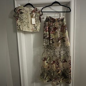 2 pc Sheer multicolored set. Perfect for Date night or a wedding.